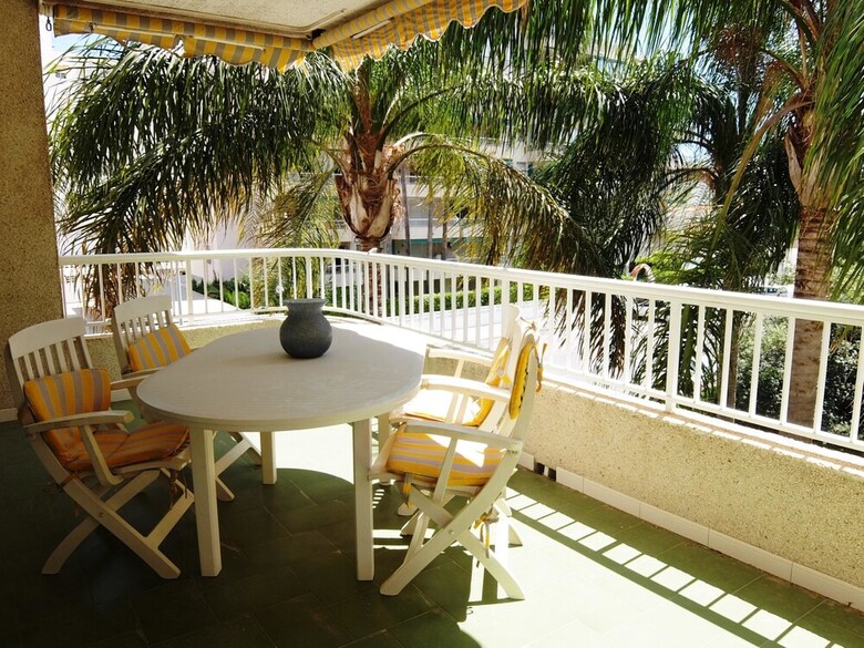 Apartamentos Parque 8 - 9� - 2� - 4� (6/7) (S�lo Familias)