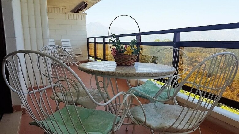 Apartamentos Rioja Salinas IV - 3� - 8� - 16�