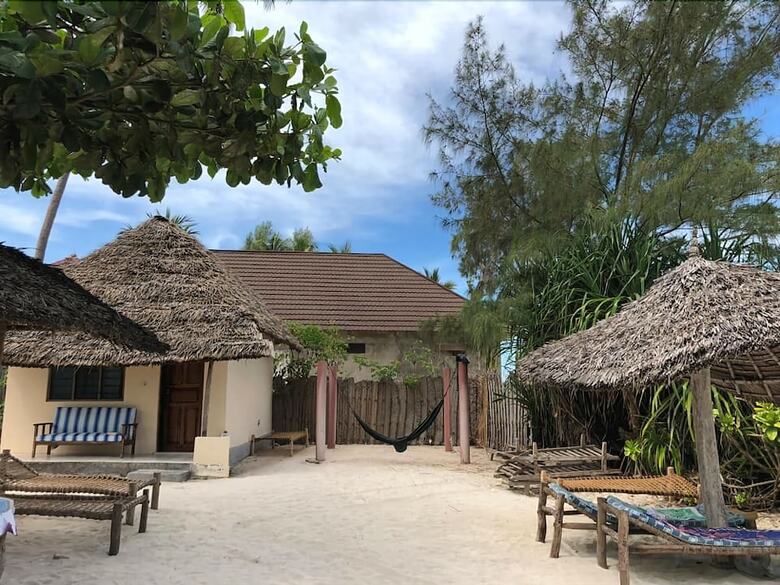 Bed & Breakfast Family Beach Bungalows
