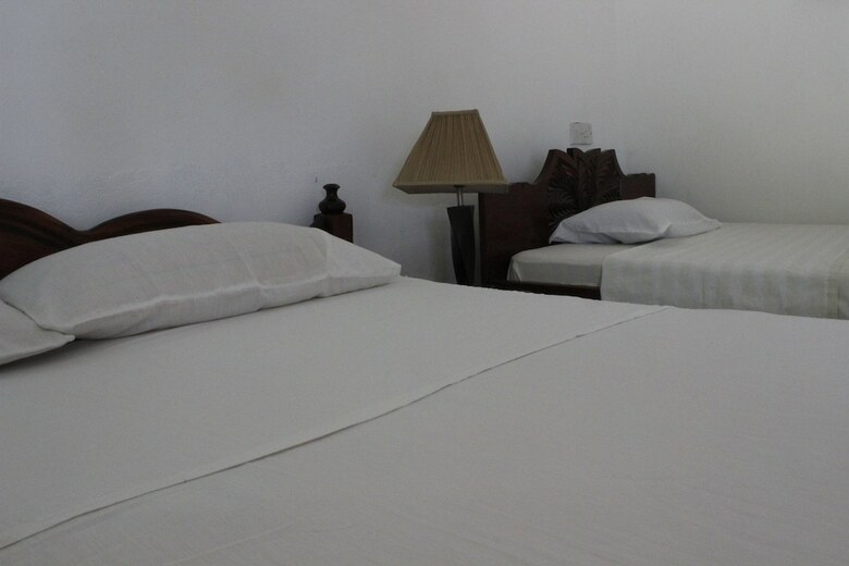 Bed & Breakfast Family Beach Bungalows