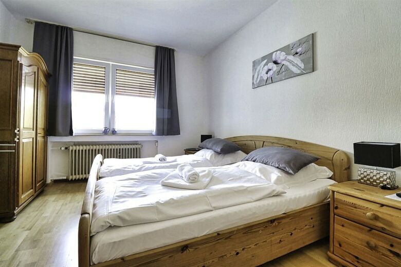 Green Seeblick Hotel & Hostel