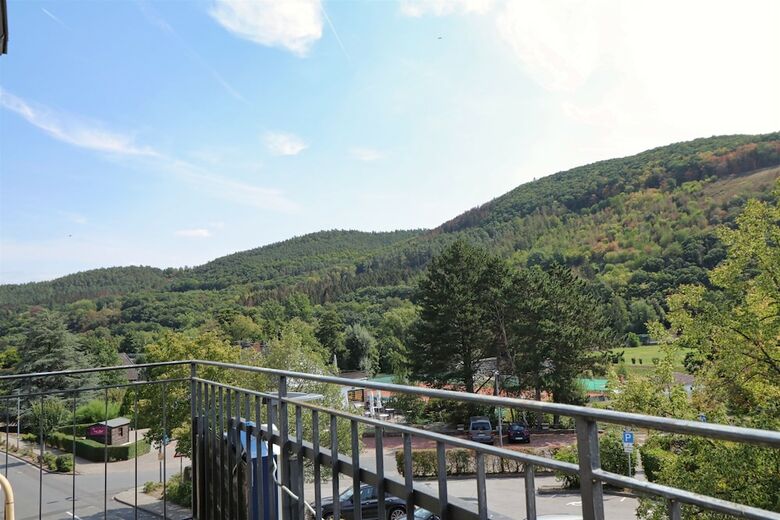 Green Seeblick Hotel & Hostel