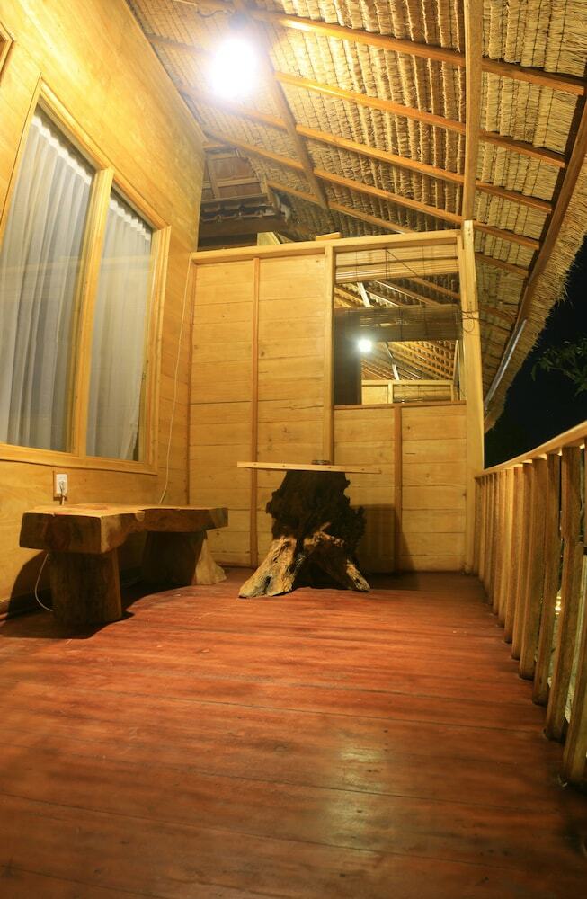 Bed & Breakfast Malibu Huts