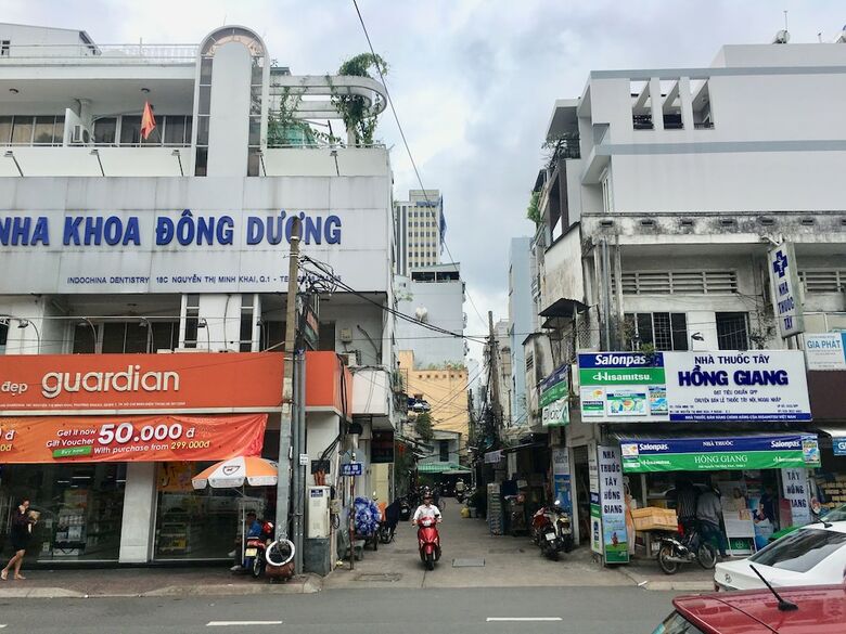 Hotel Huyen House