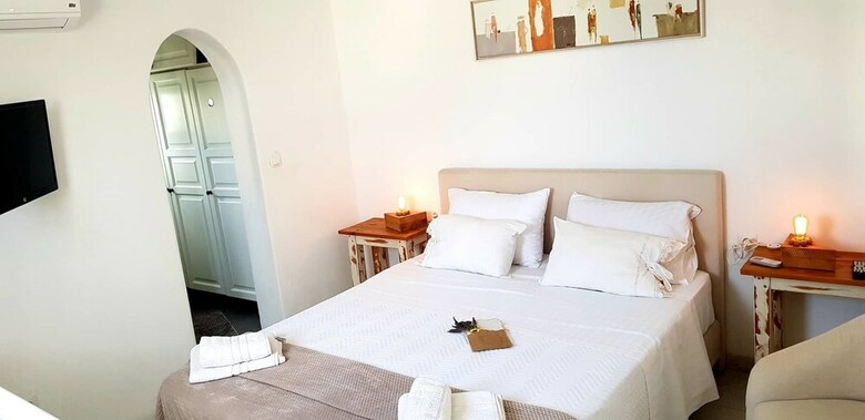 Levantes House Mykonos