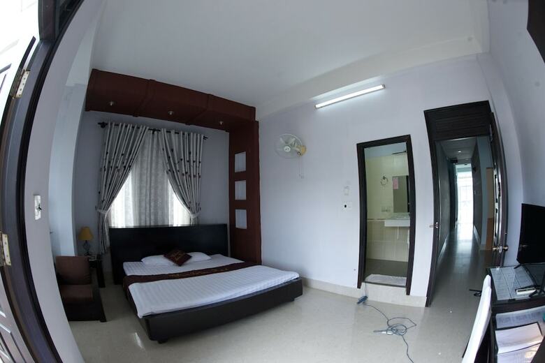 Eden Hotel