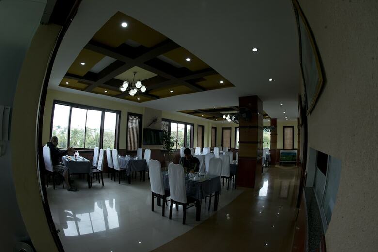Eden Hotel