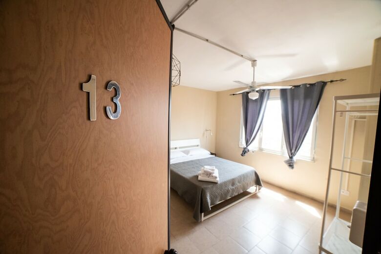 Bed & Breakfast Departure Rooms&hostels