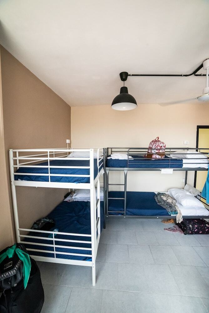 Bed & Breakfast Departure Rooms&hostels