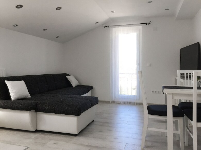 Apartamentos Logos Guesthouse