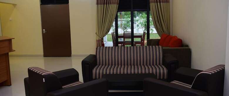 Hotel Tahala Transit Home