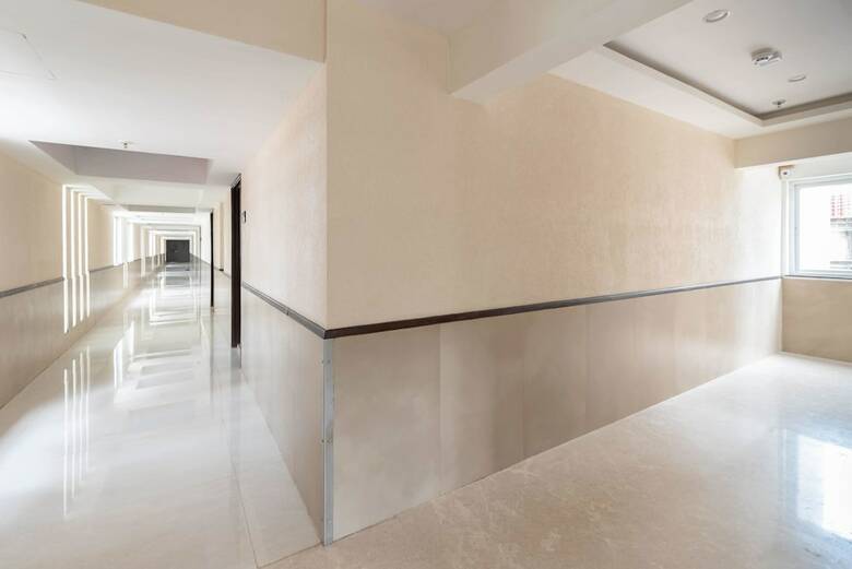 Isuite Hotel Kharadi Pune