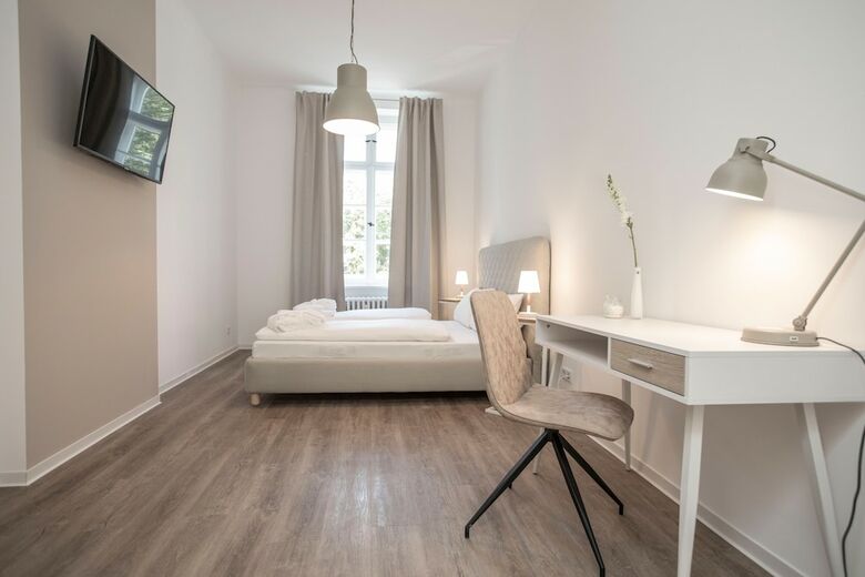 Hotel Zimmer Frei! Boardinghouse