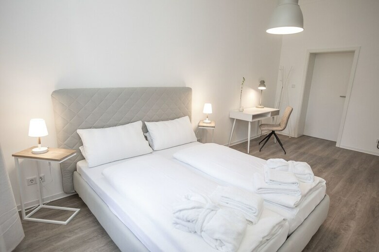 Hotel Zimmer Frei! Boardinghouse