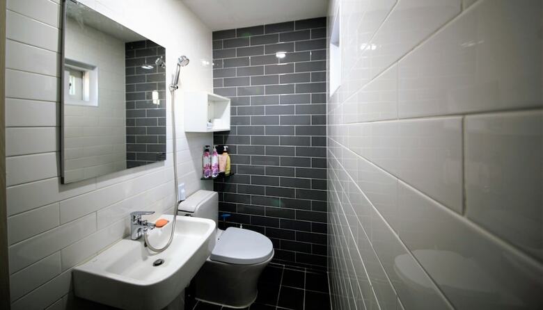 Hostal Zibro H Guesthouse - Hostel
