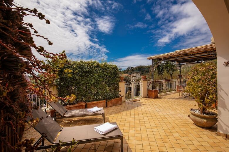 Apartamento Villa Nen? 3 Bedrooms Villa
