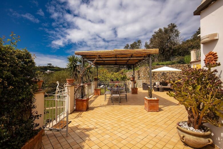 Apartamento Villa Nen? 3 Bedrooms Villa