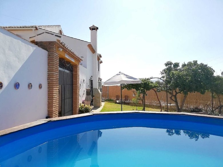 Agroturismo Cortijo Los Dolmenes