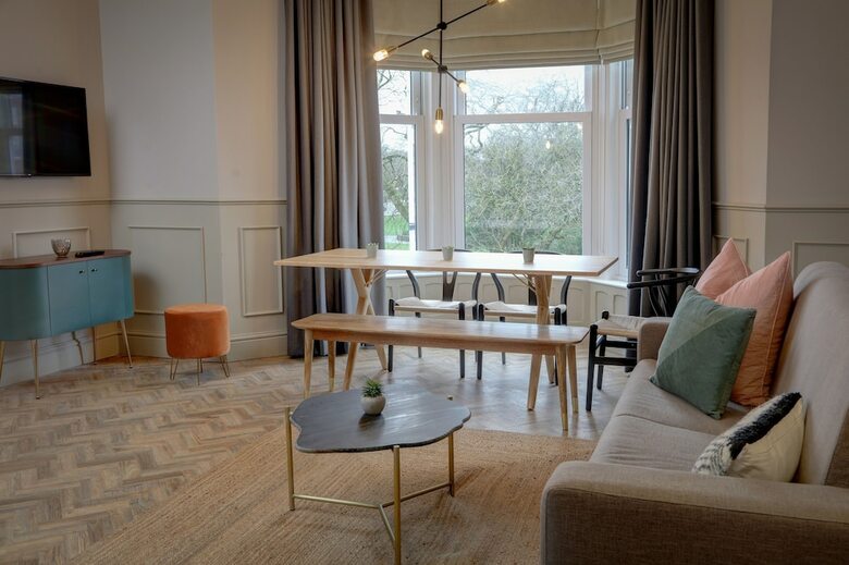 Aparthotel Hy Hotel, Bw Premier Collection