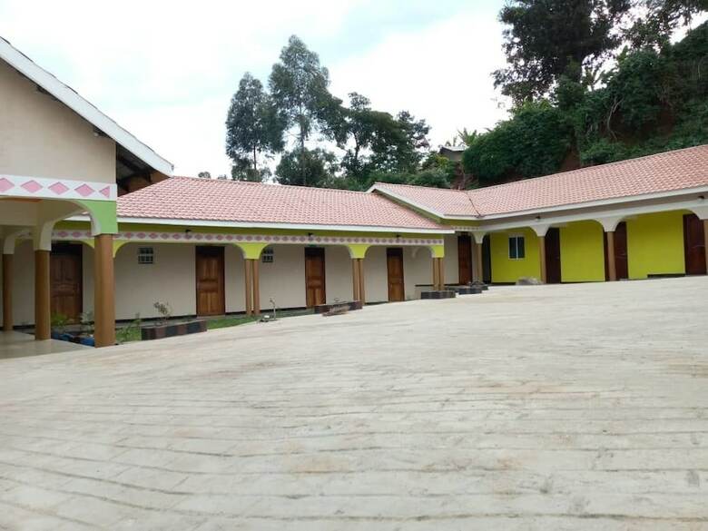 Posada Sipi Travellers Lodge