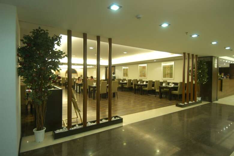 Hotel Mapple Emerald