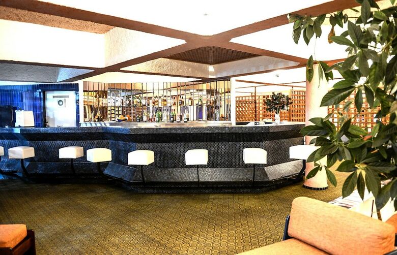 Umh Tarik Hotel