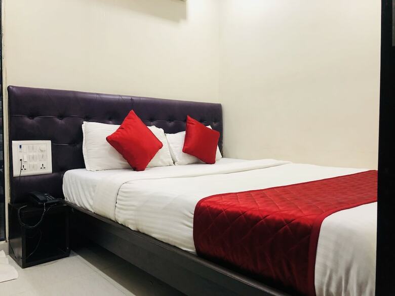 Hotel Guest Inn Residency