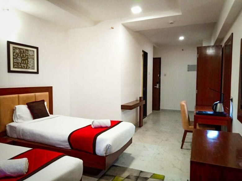 Hotel Siesta Navi Mumbai