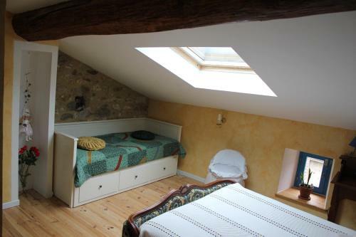 Hostal L'oustal De L'annetta Chambres Et Tables D'h�tes