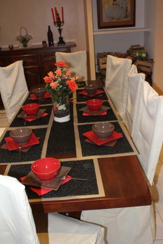 Hostal L'oustal De L'annetta Chambres Et Tables D'h�tes