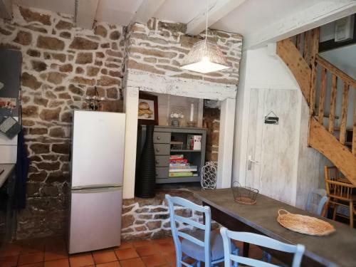 Hostal La Chaumi�re