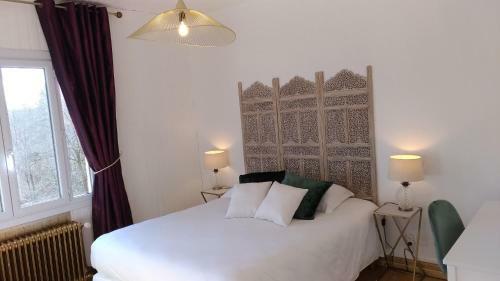 Hotel Les Grillons Du Morvan
