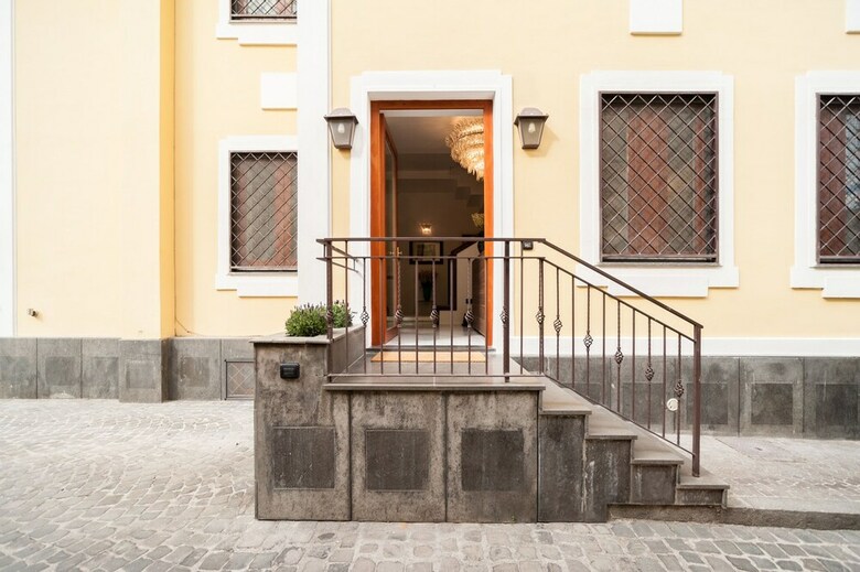 Hotel Dream House