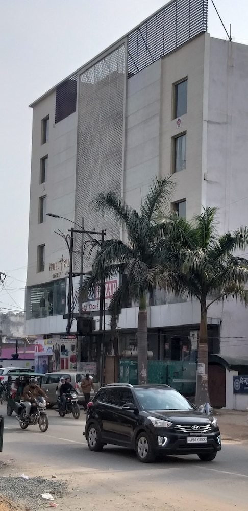 Hotel Palm Luxury Inn