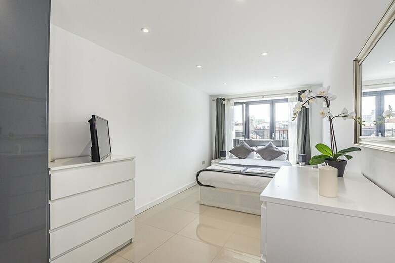 Canary Wharf Stylish Apartment