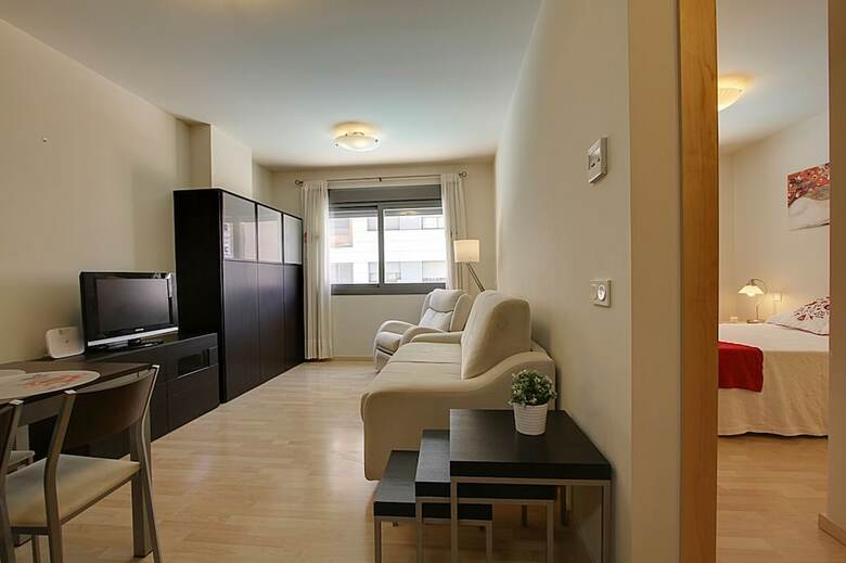 Apartamentos Pacifico Beach Suites