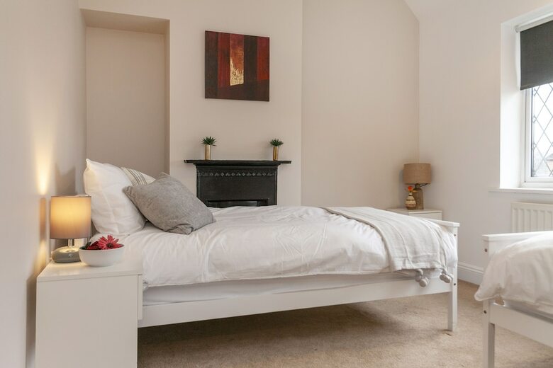Apartamentos Astley 3 Bedroom House