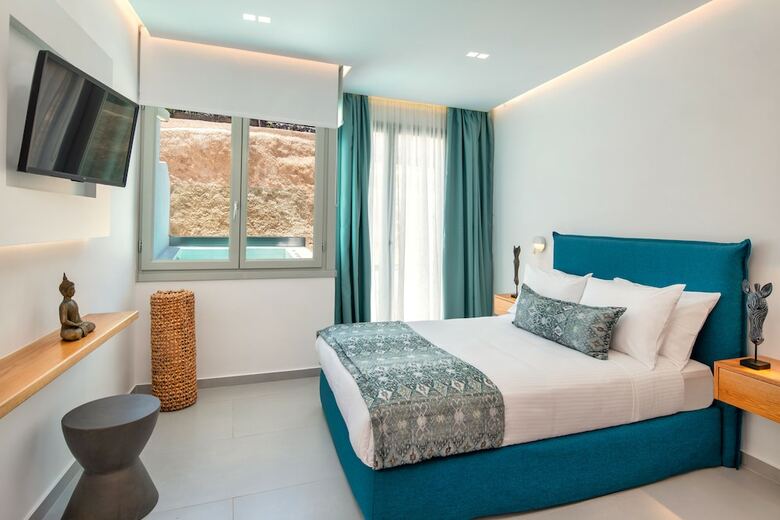 Hotel Harmony Suites