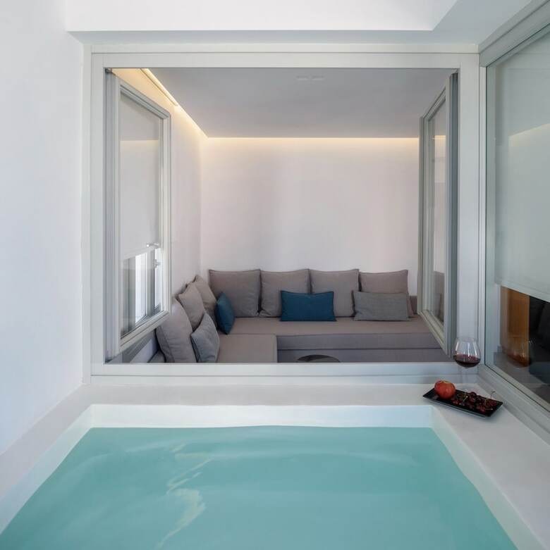 Hotel Harmony Suites