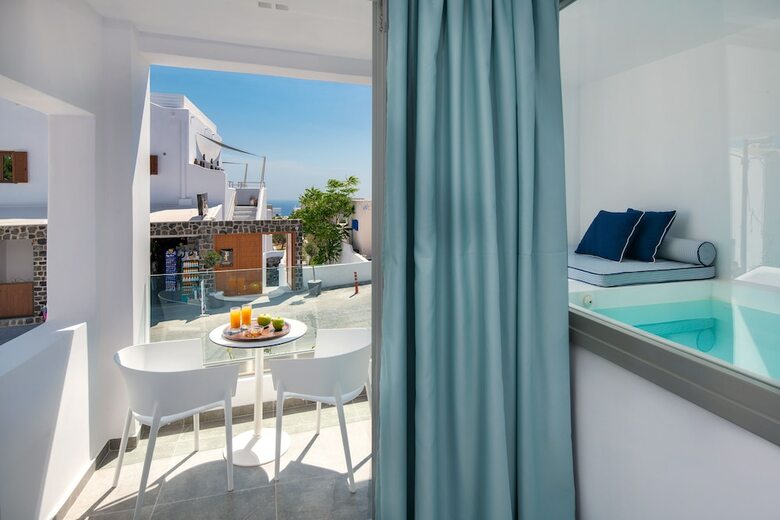 Hotel Harmony Suites