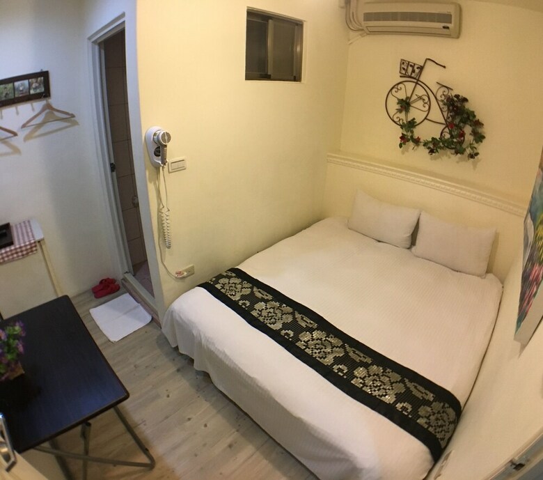 Hotel Fengchia Bohemia