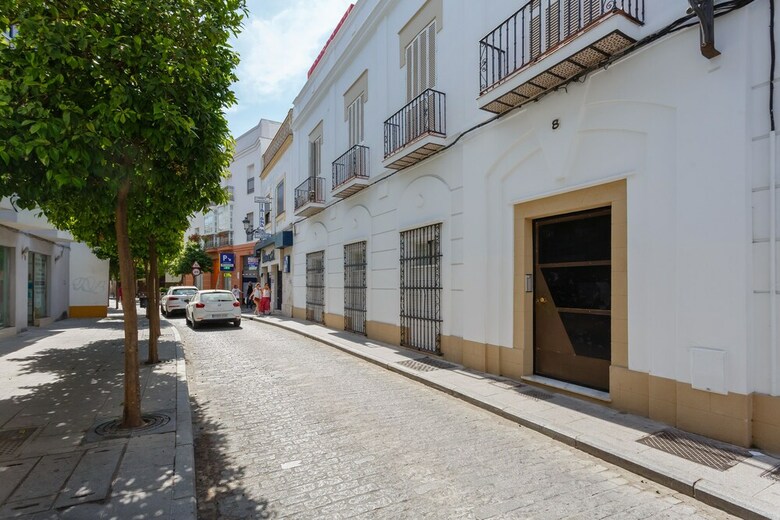 Aladro Home Surthy Apartments