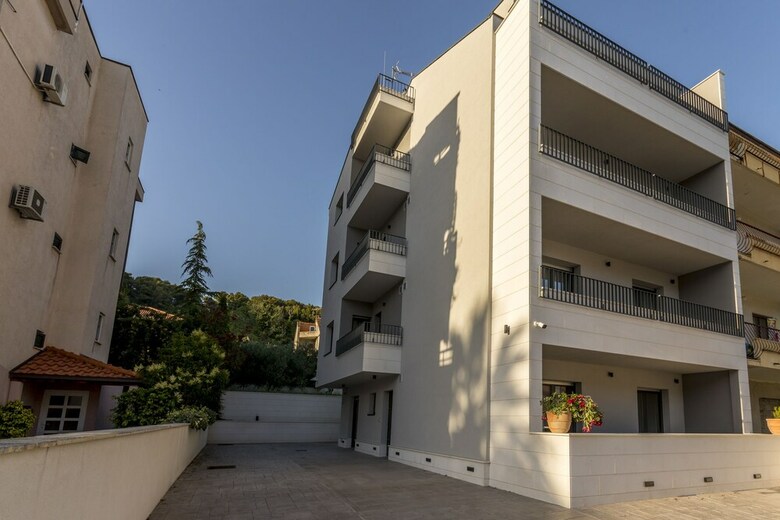 Apartamentos 2nightstudios