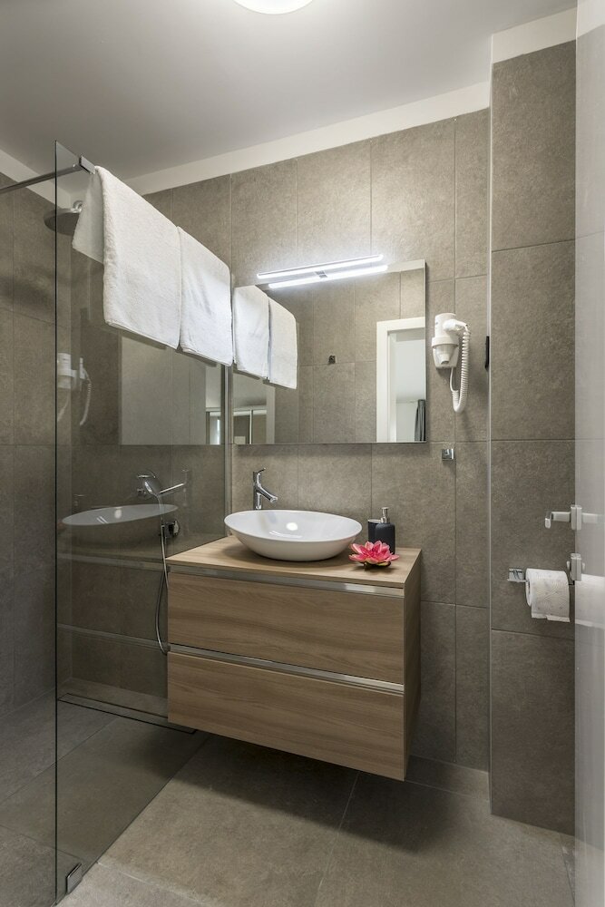 Apartamentos 2nightstudios