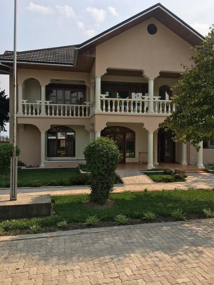 Hotel The Pearl Guest House