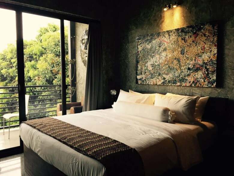 Riverside Luxury Pool Villa 88 Place
