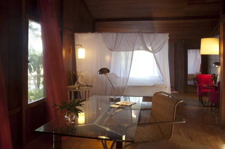 Hotel Vila Naia