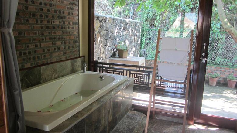 Hotel Rustic Houses Tam Coc