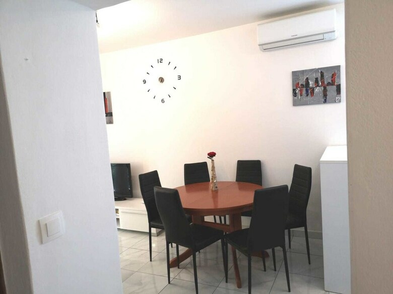 Holiday Apartment Near Beach