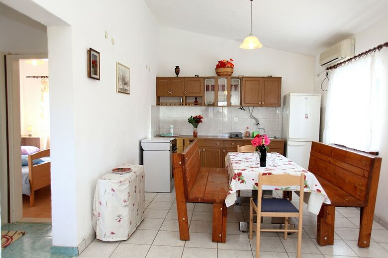 Holiday Apartment Drvenik Veliki